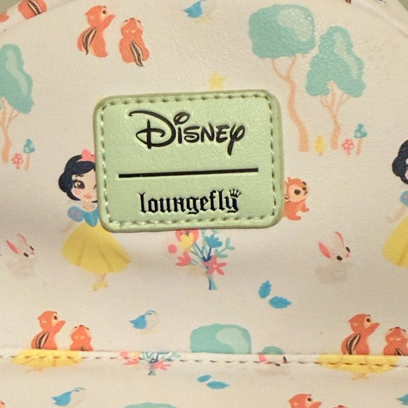 Loungefly Backpack Disney Snow White. - Picture 2 of 5